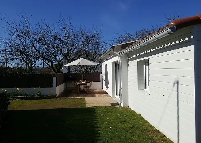 Gites De Sauveterre Petit Dejeuner Compris