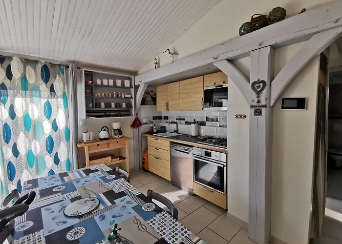 Gites De Sauveterre Petit Dejeuner Compris