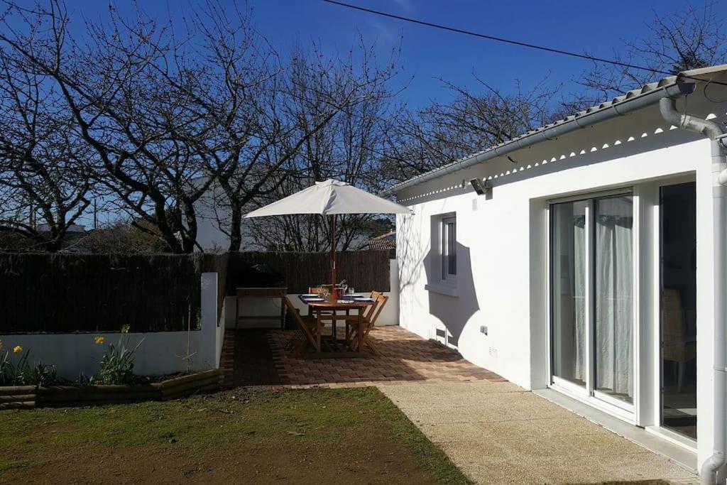 De Sauveterre Petit Dejeuner Compris
