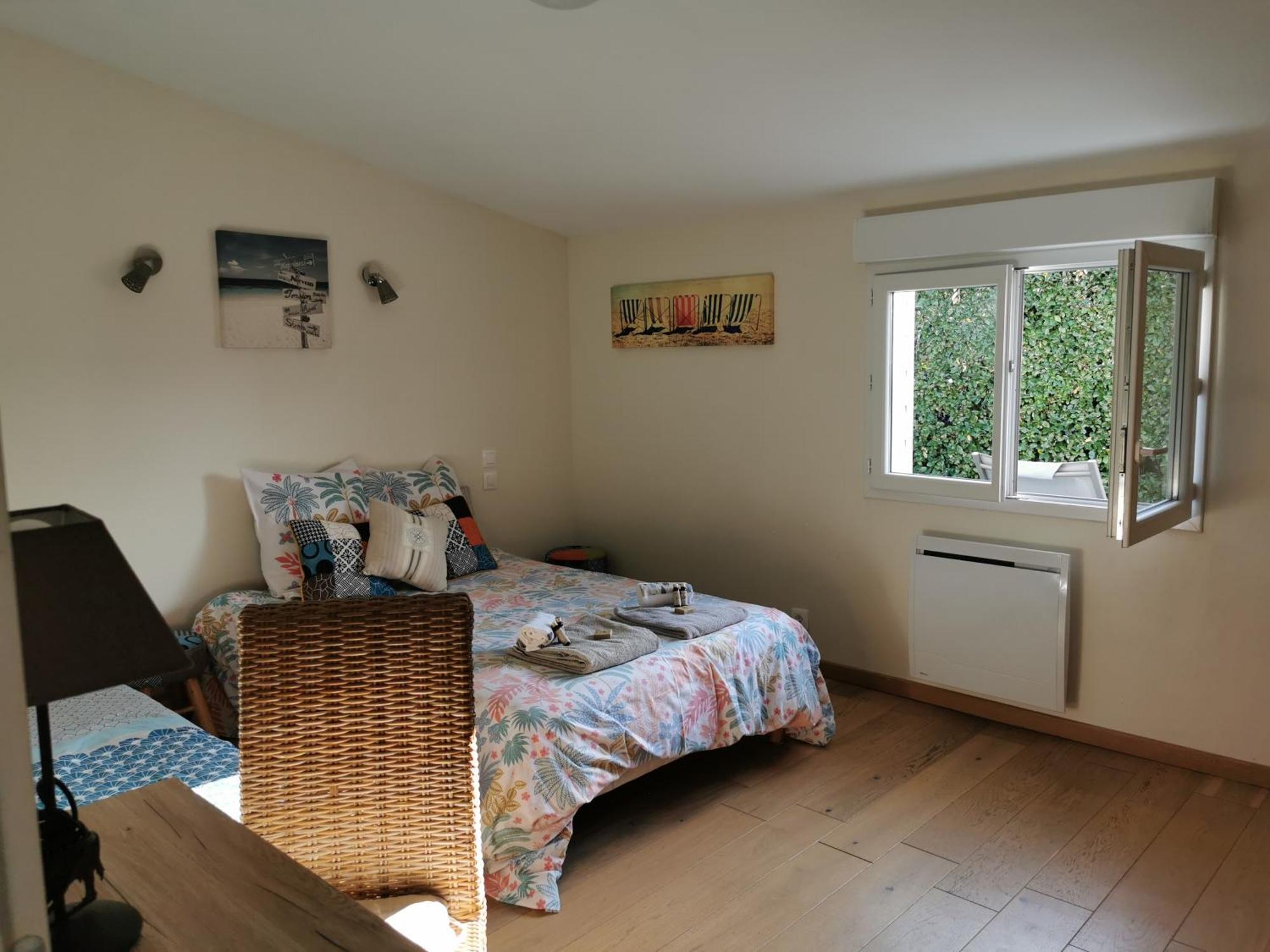 De Sauveterre Petit Dejeuner Compris Holiday home Les Sables-d'Olonne